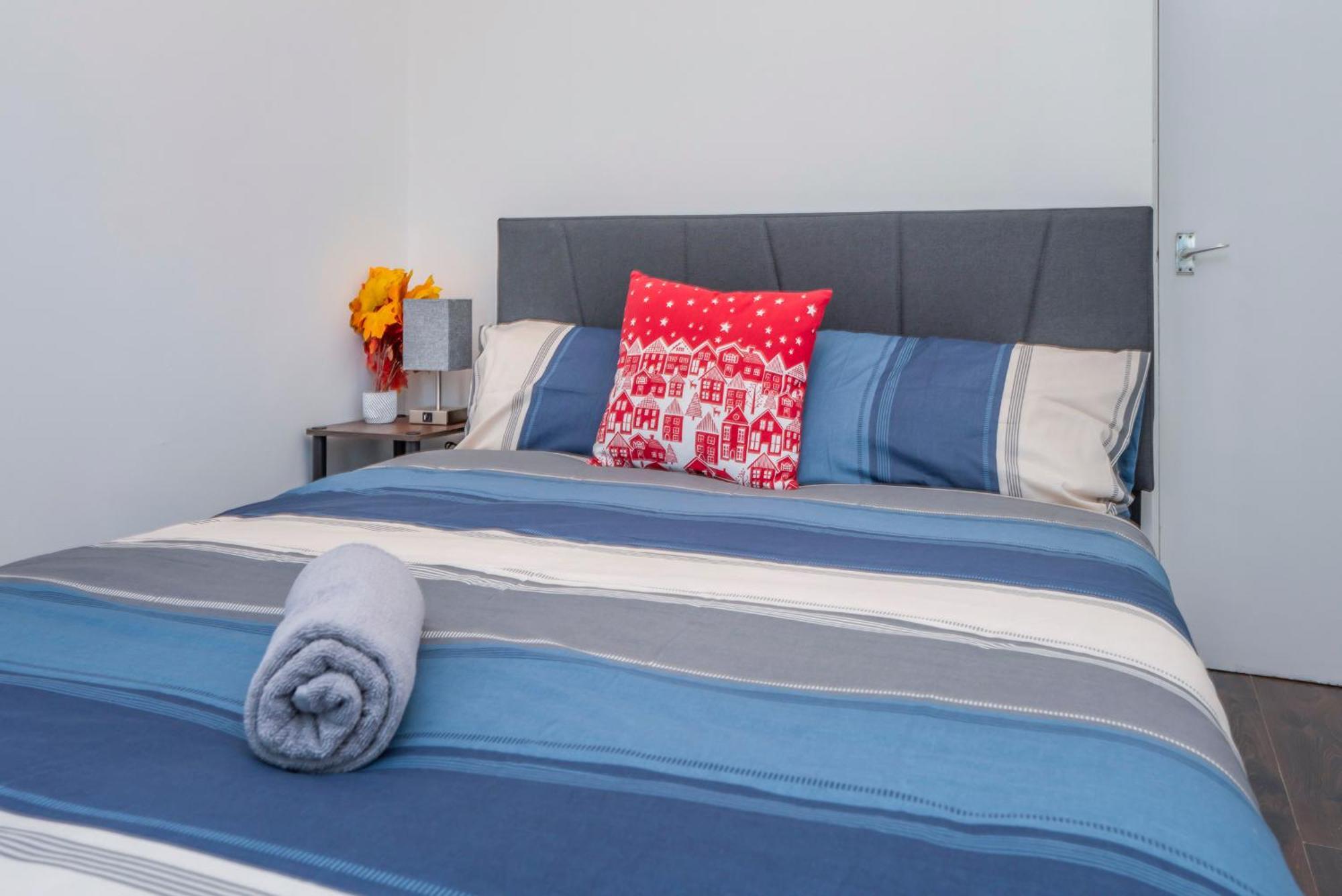 Modern Family Home W/Wi-Fi, Netflix, Self Check-In London Exteriör bild
